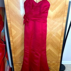 Saison Blanche bridesmaids dress size 6